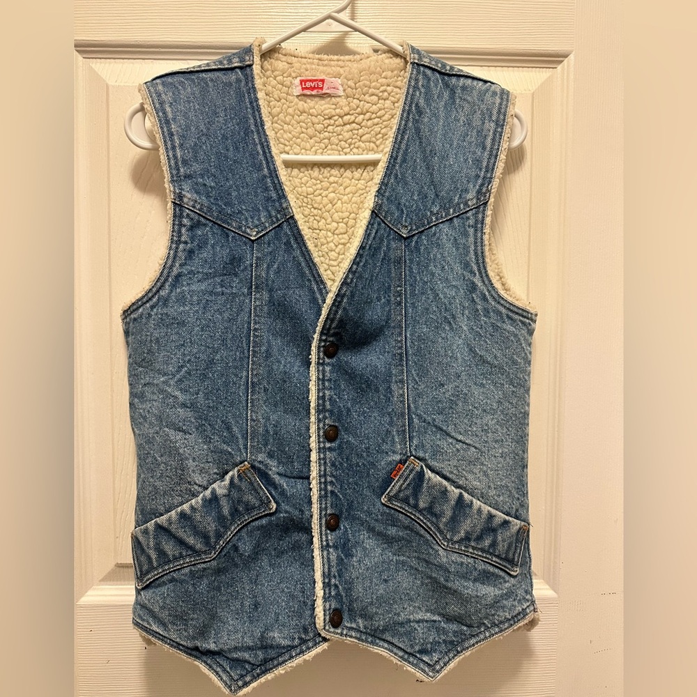 Levi's Classic Blue Denim with Orange Tag